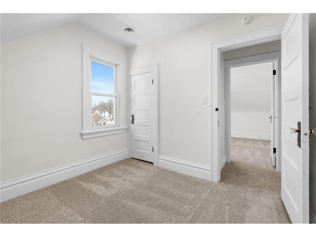 3850 Colfax Avenue N Minneapolis MN 55412 7039513 image26
