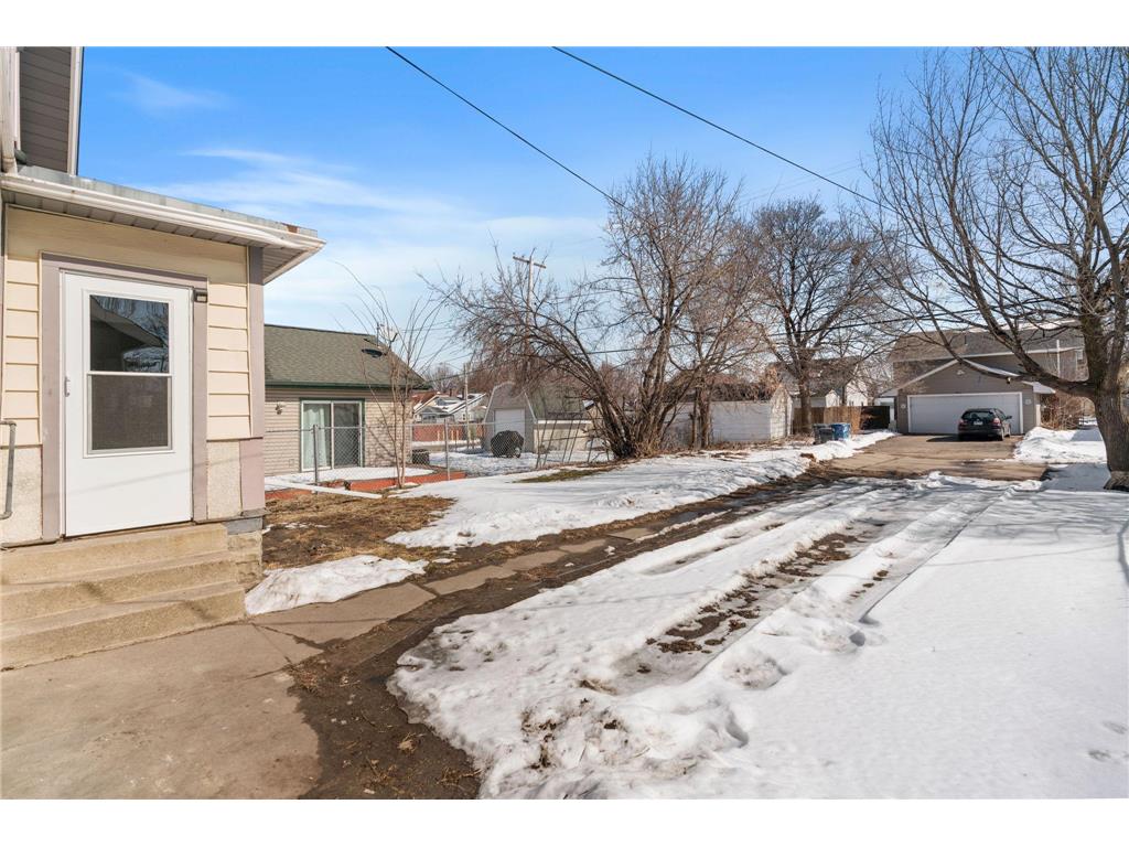 3850 Colfax Avenue N Minneapolis MN 55412 7039513 image34