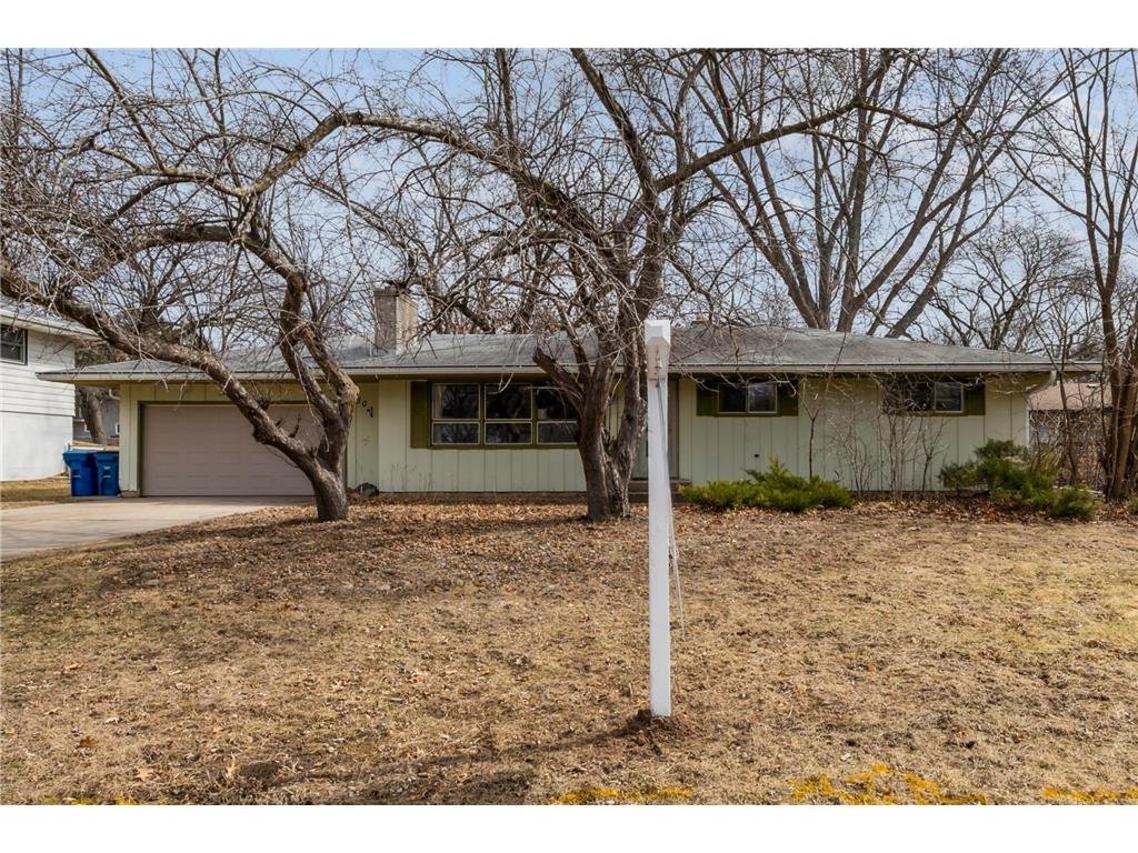 3850 Effress Road White Bear Lake MN 55110 6685895 image1