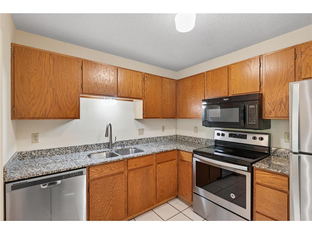 3850 Plymouth Boulevard #117 Plymouth MN 55446 6807501 image14