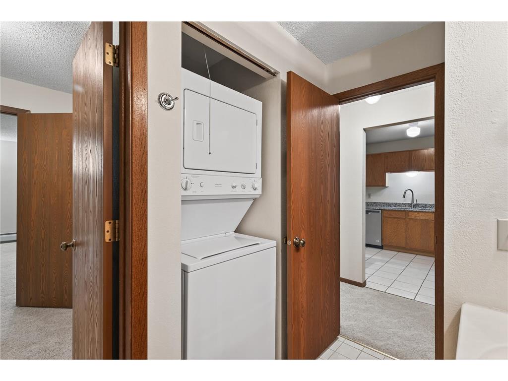 3850 Plymouth Boulevard #117 Plymouth MN 55446 6807501 image28