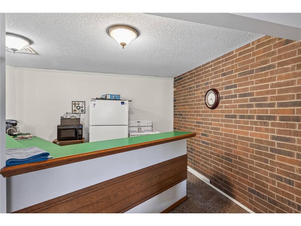 3850 Plymouth Boulevard #117 Plymouth MN 55446 6807501 image30