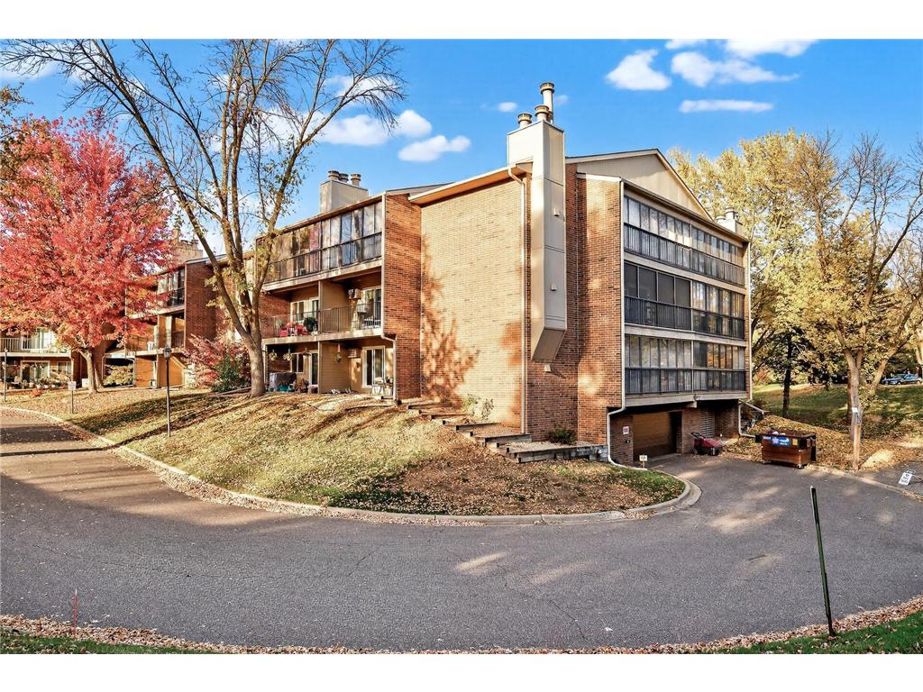 3850 Plymouth Boulevard #117 Plymouth MN 55446 6807501 image42