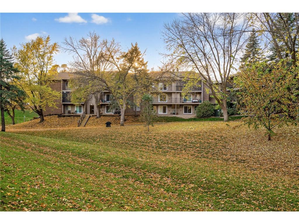 3850 Plymouth Boulevard #117 Plymouth MN 55446 6807501 image46