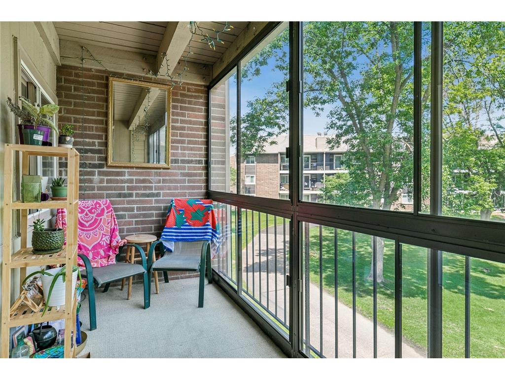 3850 Plymouth Boulevard #205 Plymouth MN 55446 7098773 image24