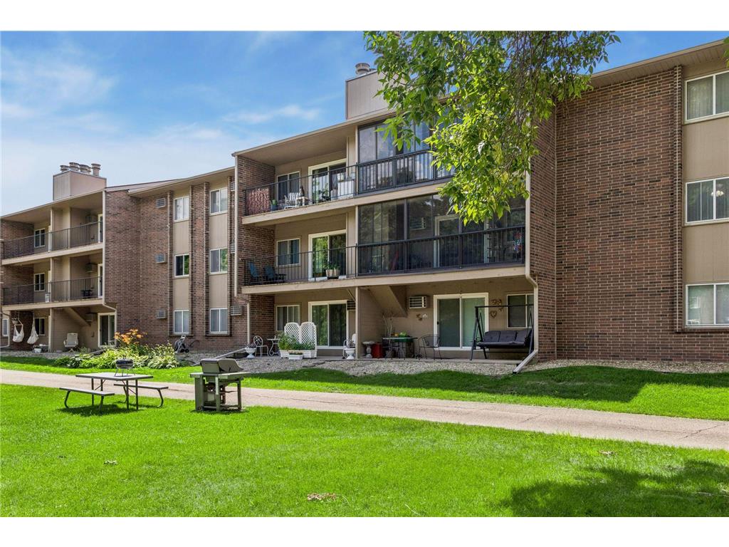 3850 Plymouth Boulevard #205 Plymouth MN 55446 7098773 image34