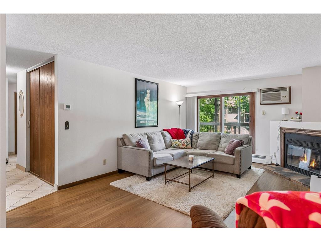 3850 Plymouth Boulevard #205 Plymouth MN 55446 7098773 image4