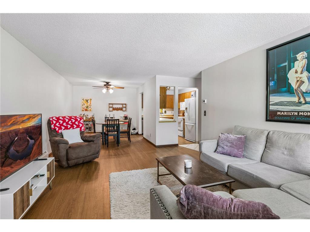 3850 Plymouth Boulevard #205 Plymouth MN 55446 7098773 image5