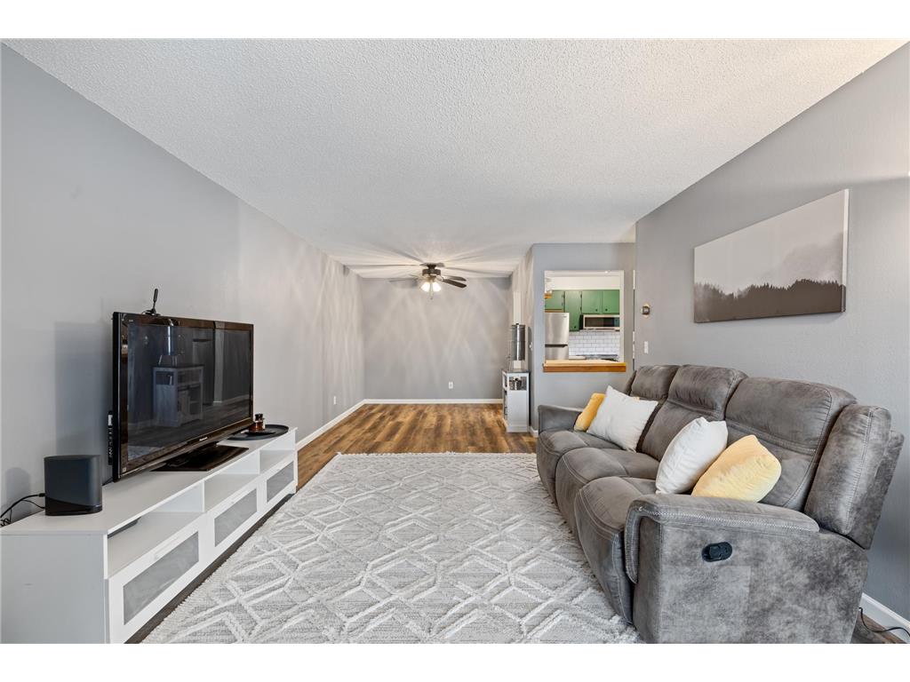 3850 Plymouth Boulevard #223 Plymouth MN 55446 7042587 image11