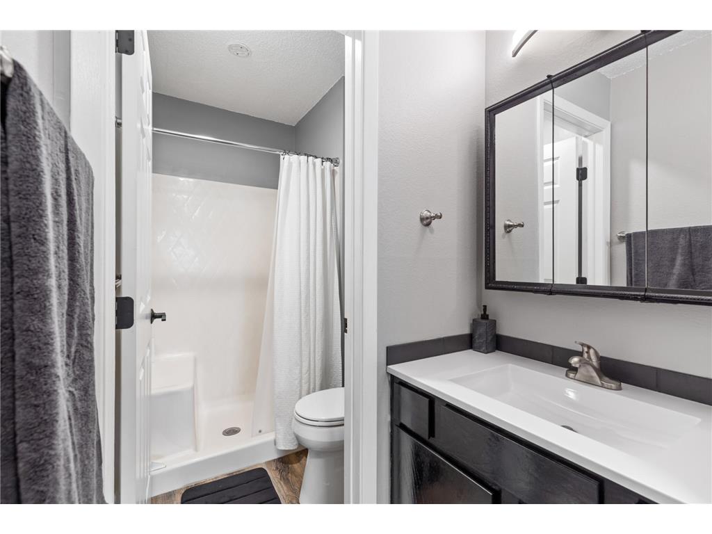 3850 Plymouth Boulevard #223 Plymouth MN 55446 7042587 image17
