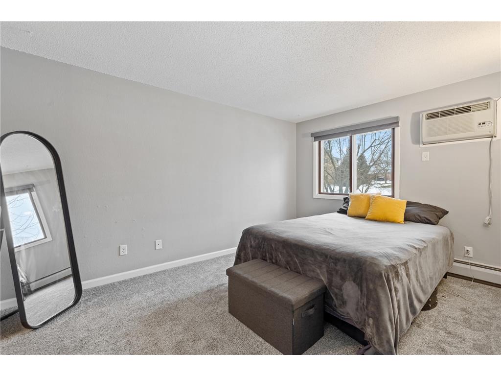 3850 Plymouth Boulevard #223 Plymouth MN 55446 7042587 image20