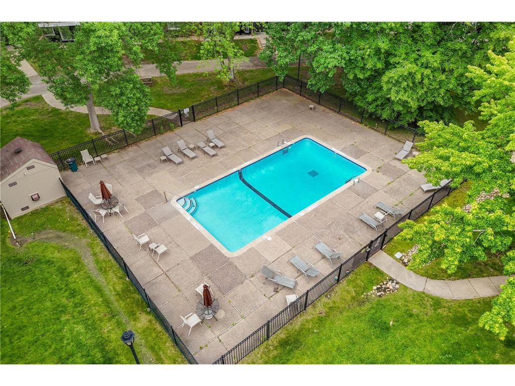 3850 Plymouth Boulevard #223 Plymouth MN 55446 7042587 image28