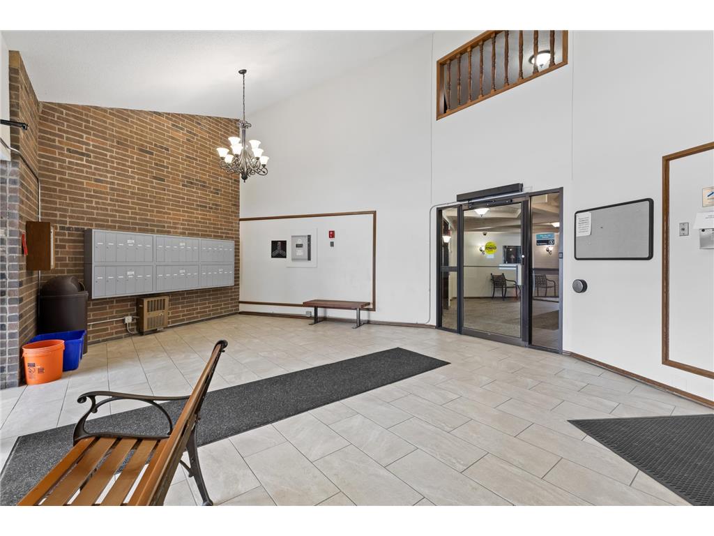 3850 Plymouth Boulevard #223 Plymouth MN 55446 7042587 image29