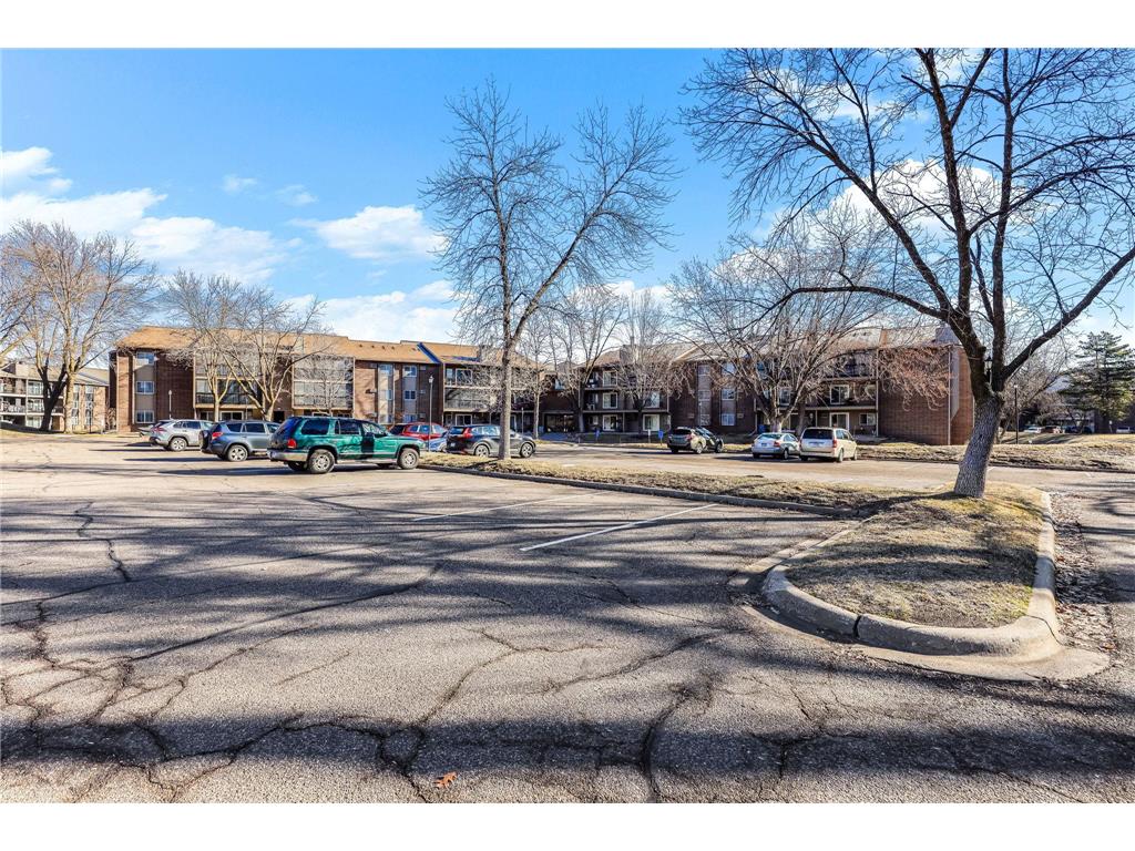 3850 Plymouth Boulevard #323 Plymouth MN 55446 7038393 image33