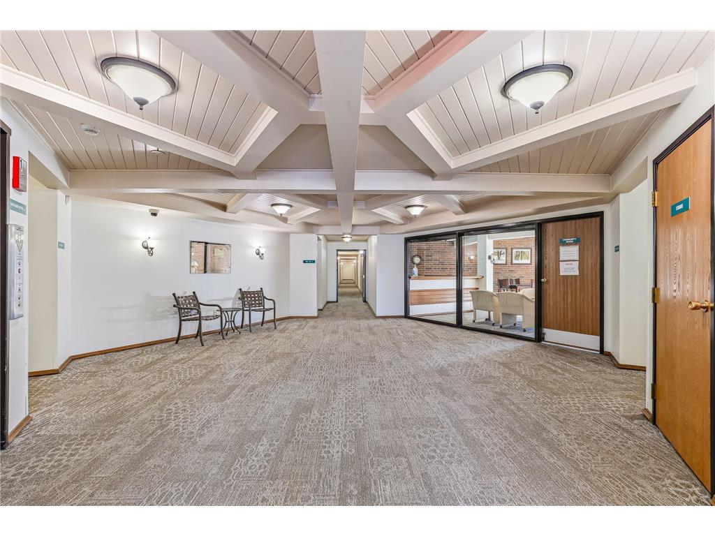 3850 Plymouth Boulevard #323 Plymouth MN 55446 7038393 image7
