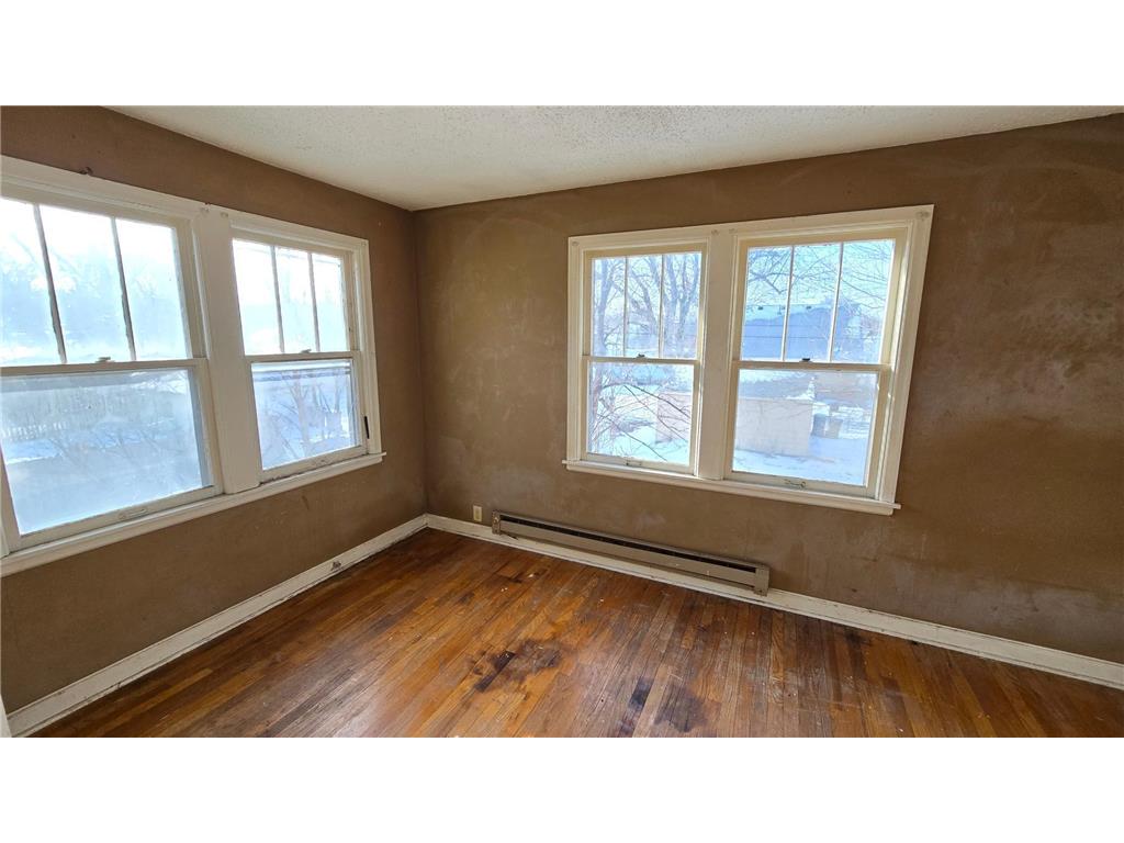 3851 Aldrich Avenue N Minneapolis MN 55412 7010799 image19