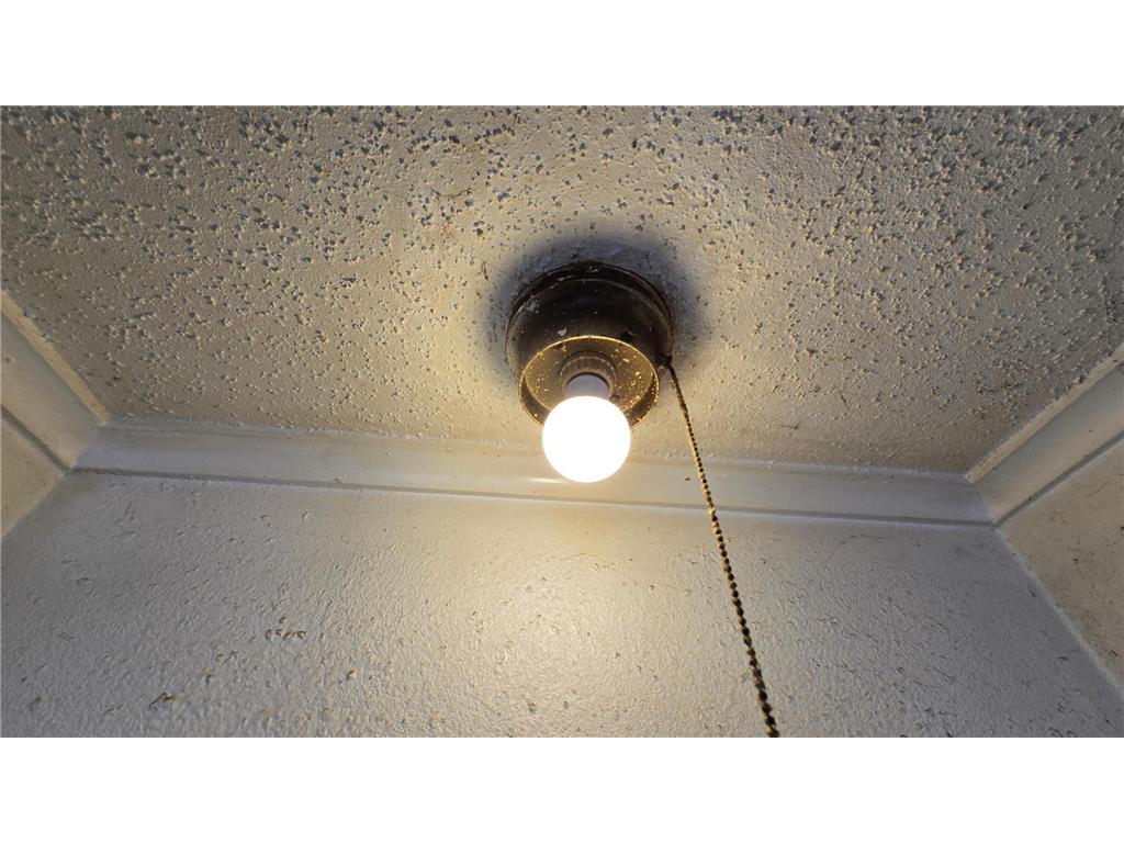 3851 Aldrich Avenue N Minneapolis MN 55412 7010799 image23