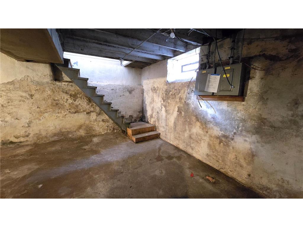 3851 Aldrich Avenue N Minneapolis MN 55412 7010799 image26