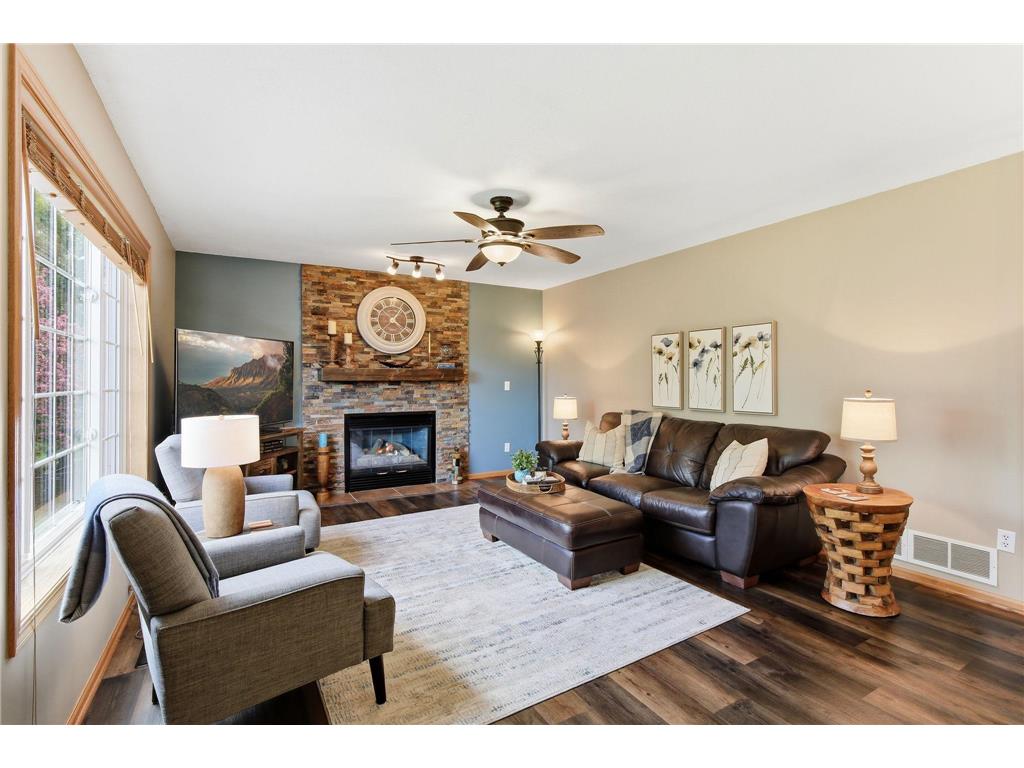 3851 Featherstone Circle Woodbury MN 55125 7068363 image16