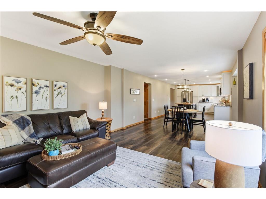 3851 Featherstone Circle Woodbury MN 55125 7068363 image17