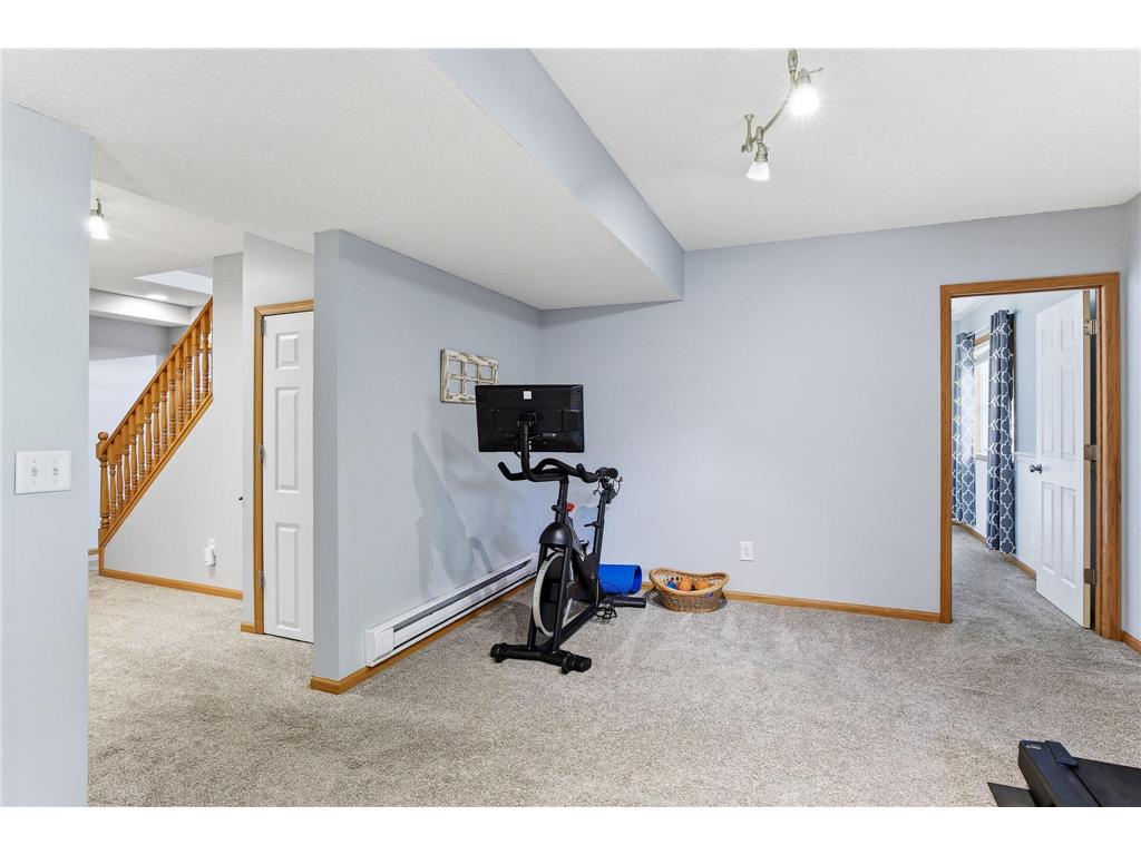 3851 Featherstone Circle Woodbury MN 55125 7068363 image42