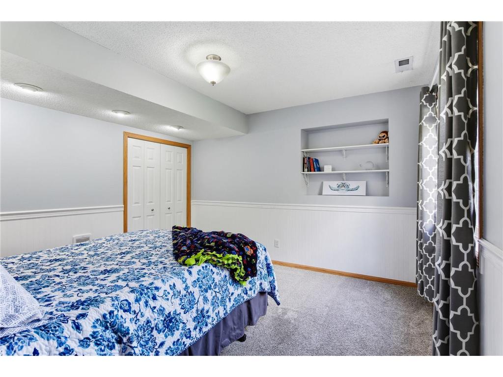 3851 Featherstone Circle Woodbury MN 55125 7068363 image43