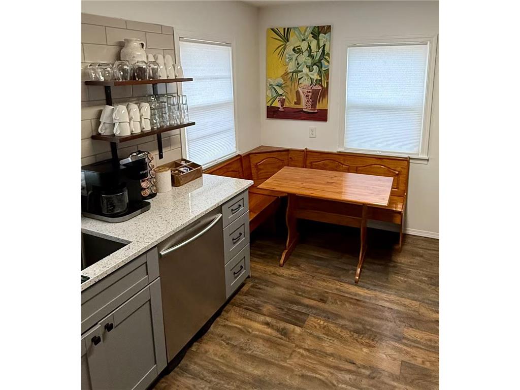 3851 Snelling Avenue Minneapolis MN 55406 7019832 image8