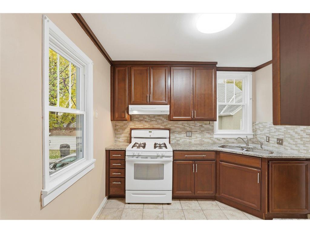 3852 22nd Avenue S Minneapolis MN 55407 6806256 image16