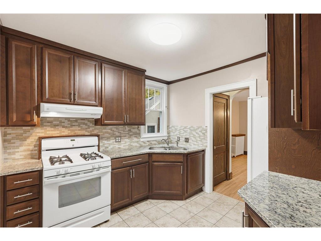 3852 22nd Avenue S Minneapolis MN 55407 6806256 image18