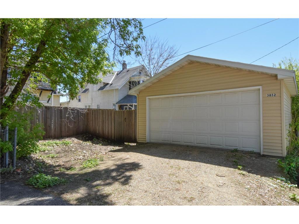 3852 Stevens Avenue Minneapolis MN 55409 7068623 image35