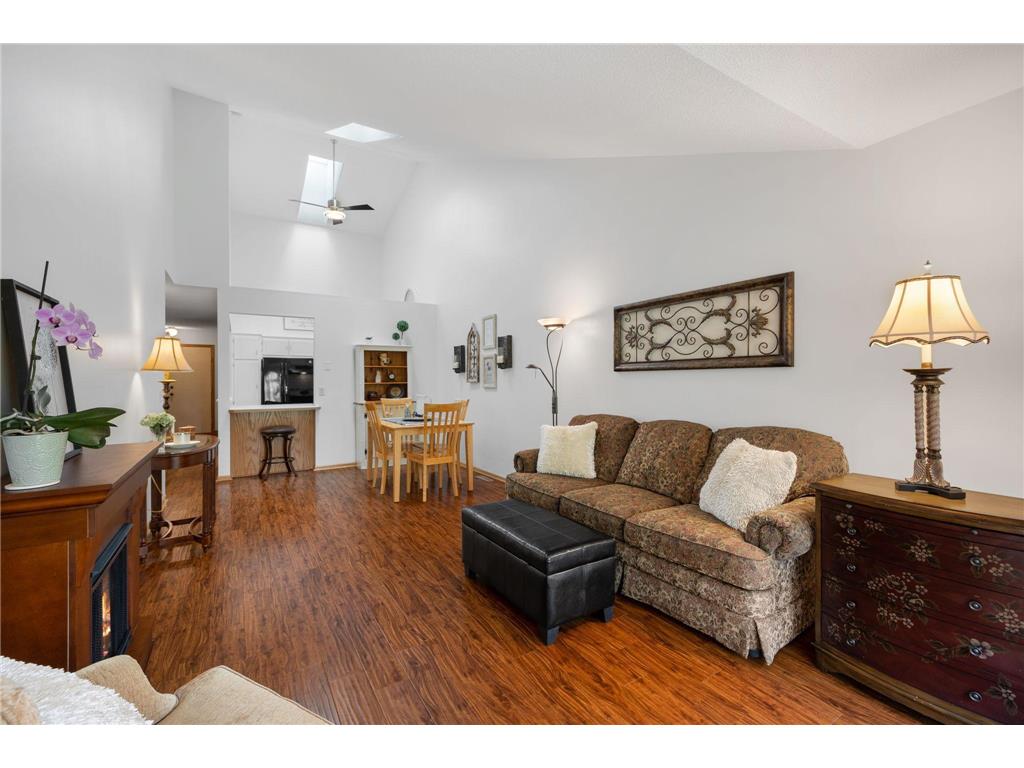 38524 Grand Avenue North Branch MN 55056 6418078 image1