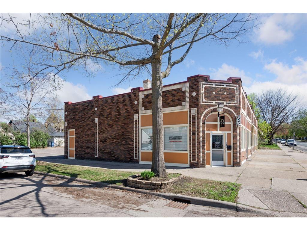 3854 Thomas Avenue N Minneapolis MN 55412 6705803 image10