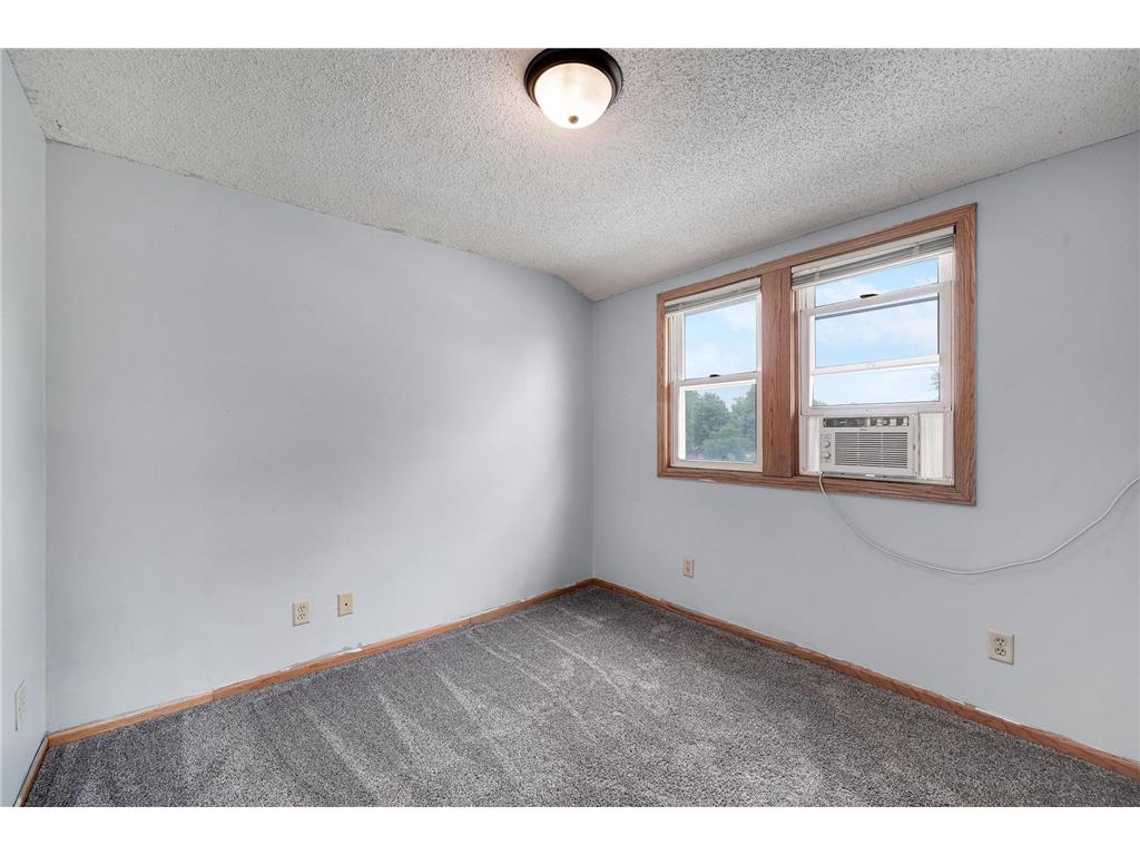 3855 Bryant Avenue N Minneapolis MN 55412 7088729 image14