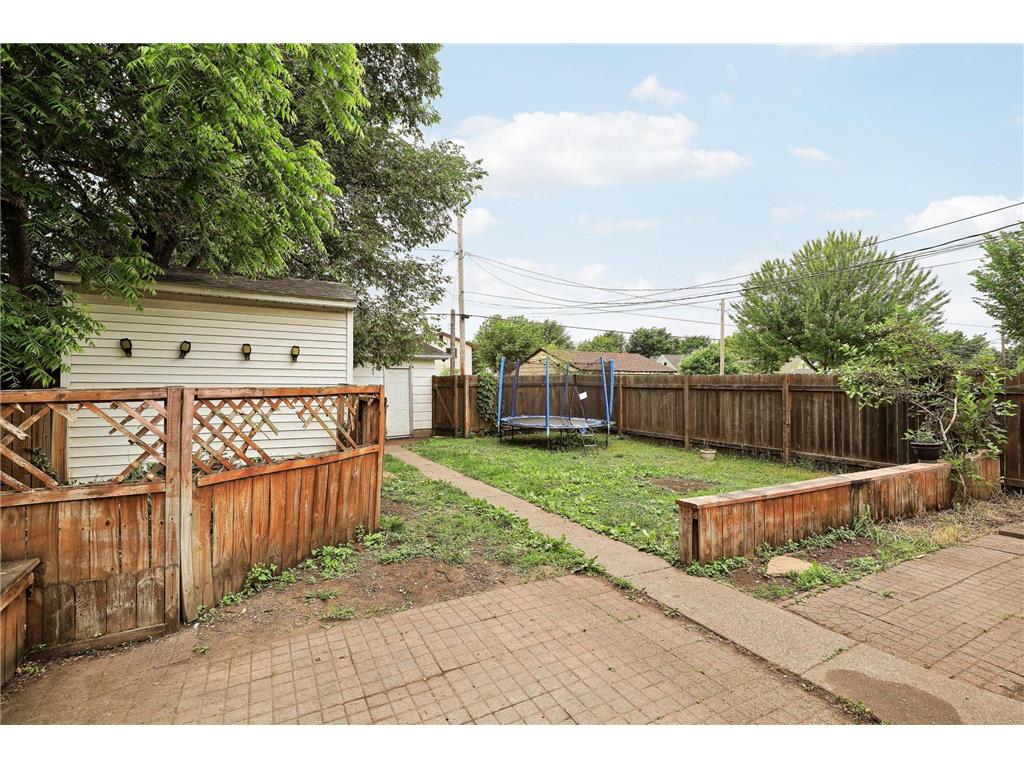 3855 Bryant Avenue N Minneapolis MN 55412 7088729 image24