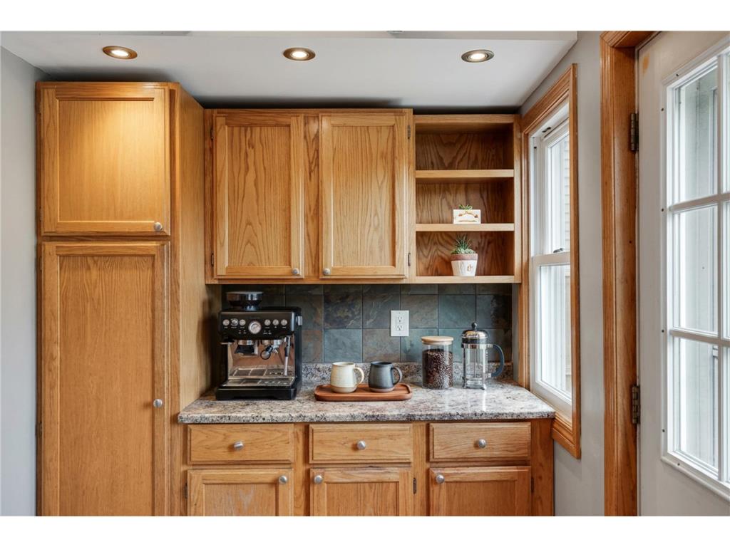 3855 Bryant Avenue N Minneapolis MN 55412 7088729 image5