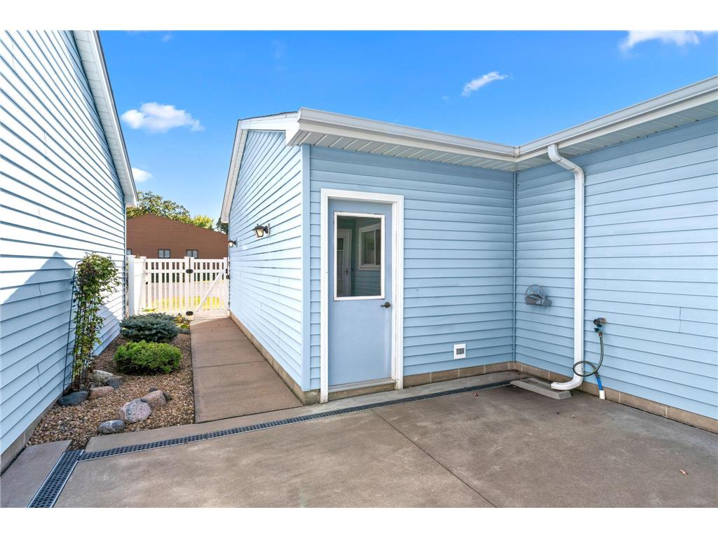 38558 Grand Avenue North Branch MN 55056 6793672 image3