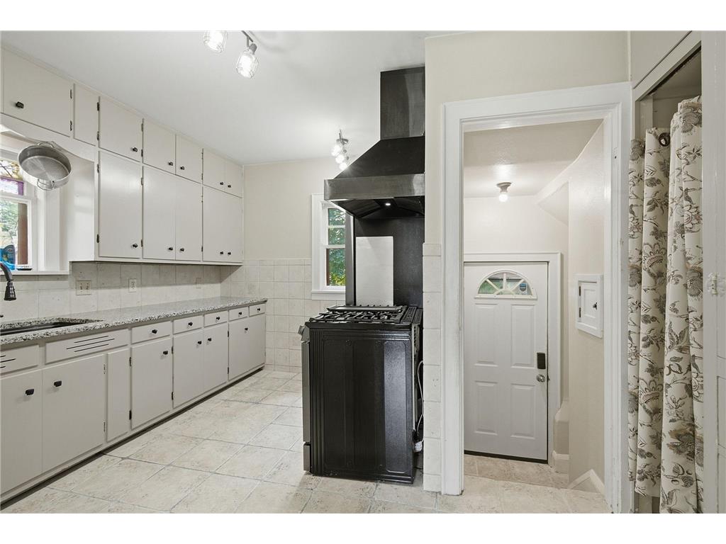 3856 Welcome Avenue N Robbinsdale MN 55422 7107656 image16