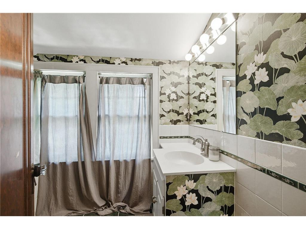 3856 Welcome Avenue N Robbinsdale MN 55422 7107656 image25