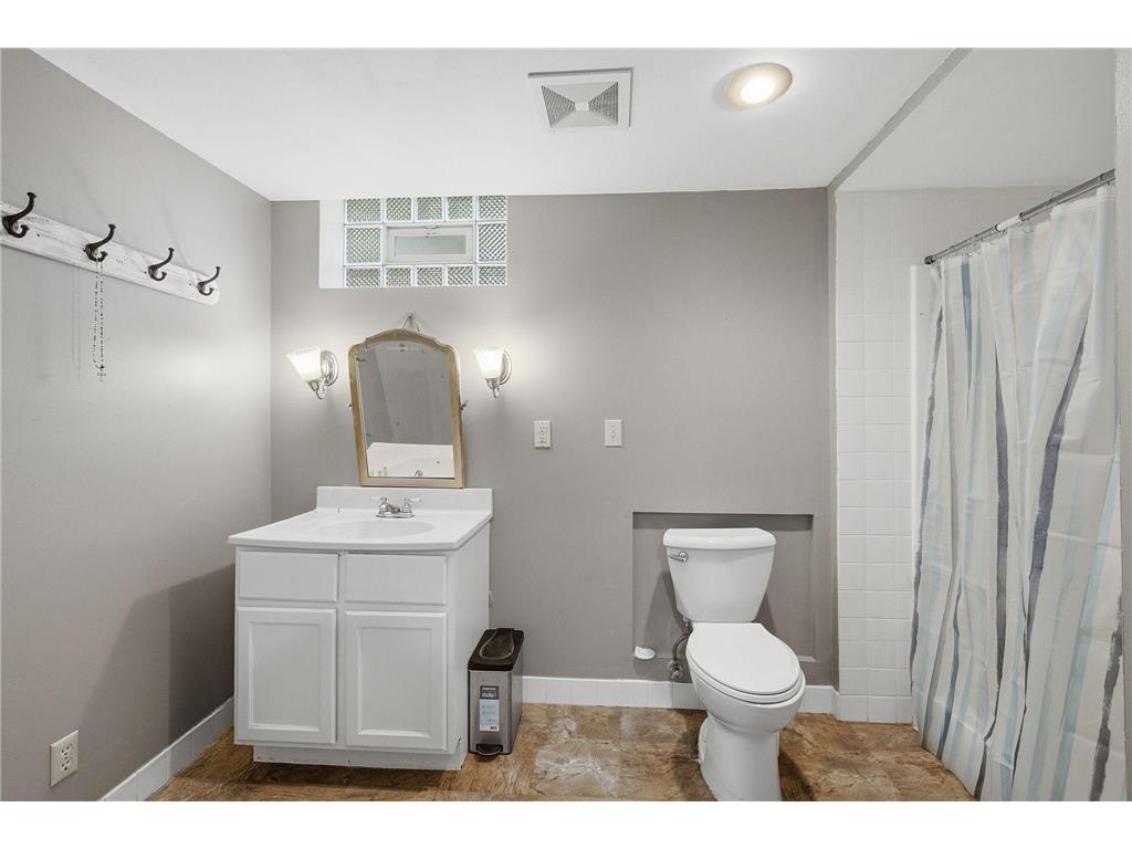 3856 Welcome Avenue N Robbinsdale MN 55422 7107656 image32