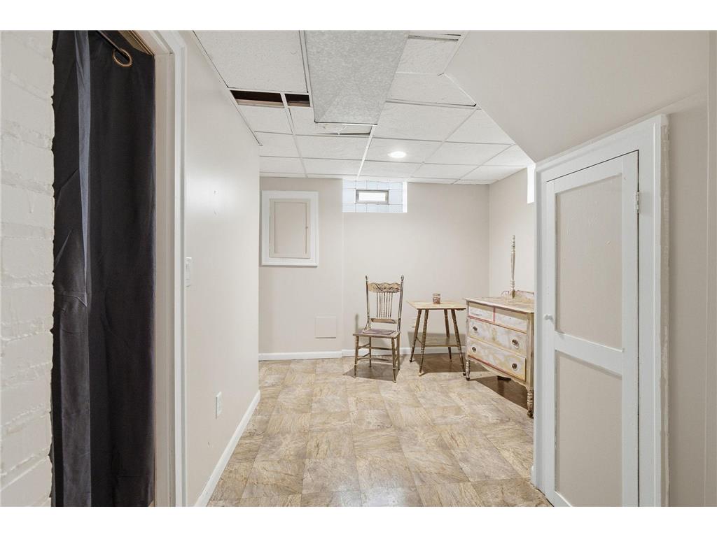 3856 Welcome Avenue N Robbinsdale MN 55422 7107656 image34