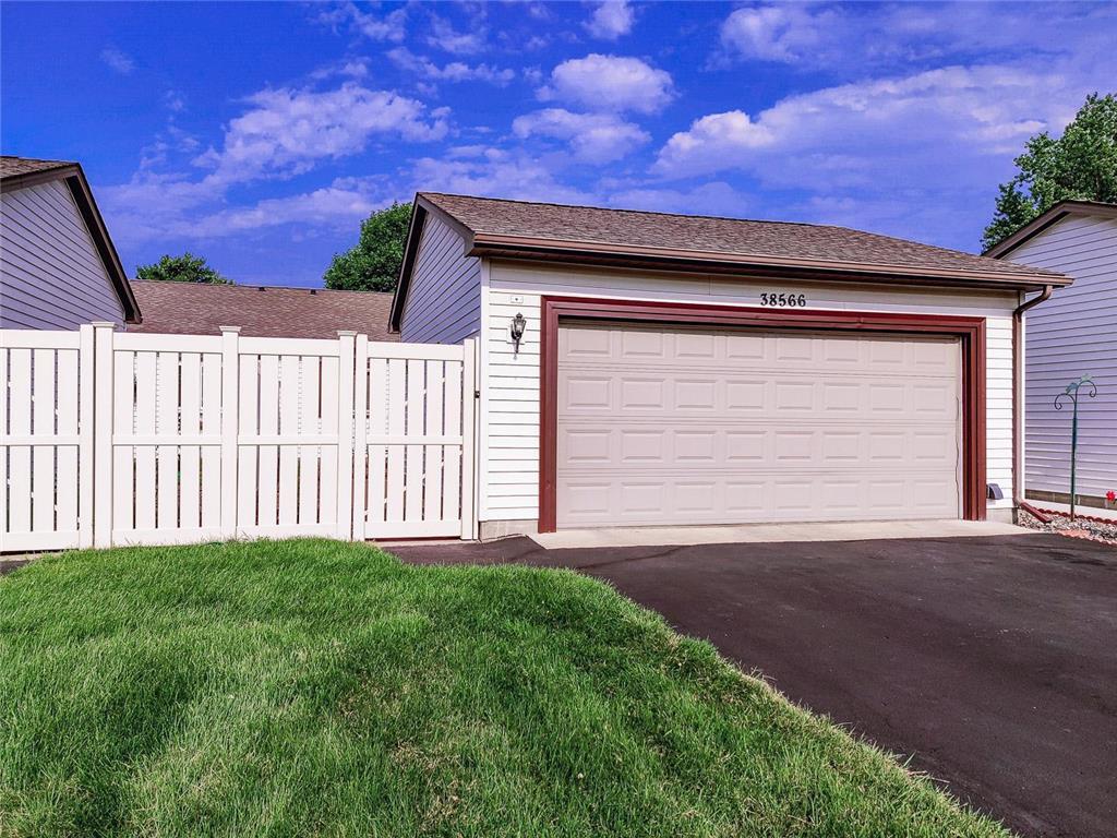 38566 Grand Avenue North Branch MN 55056 6349734 image1