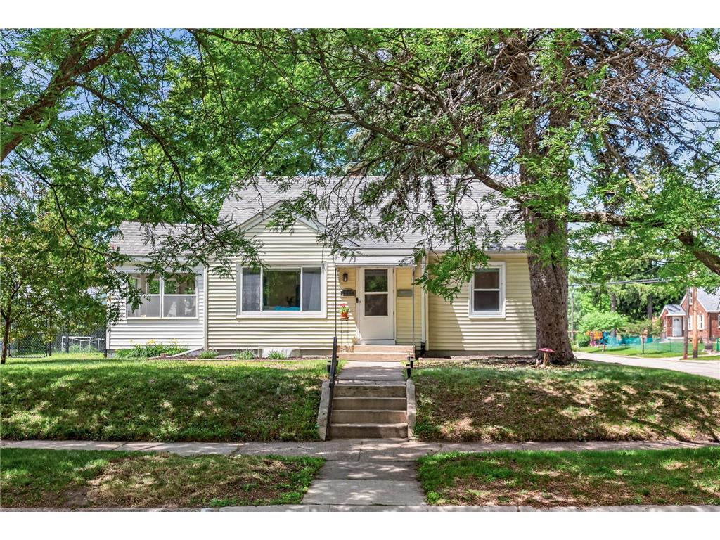 3857 Zane Avenue N Robbinsdale MN 55422 7095208 image1