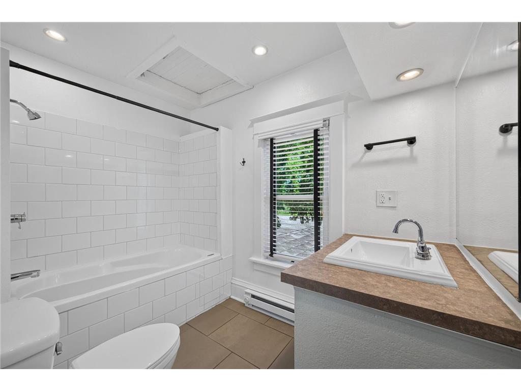 3859 Penn Avenue N Minneapolis MN 55412 7107710 image20