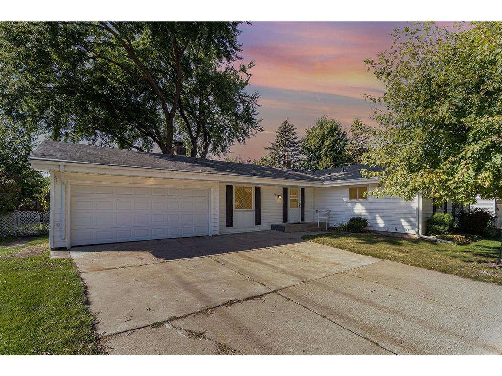 386 Brooks Avenue W Roseville MN 55113 6598175 image1