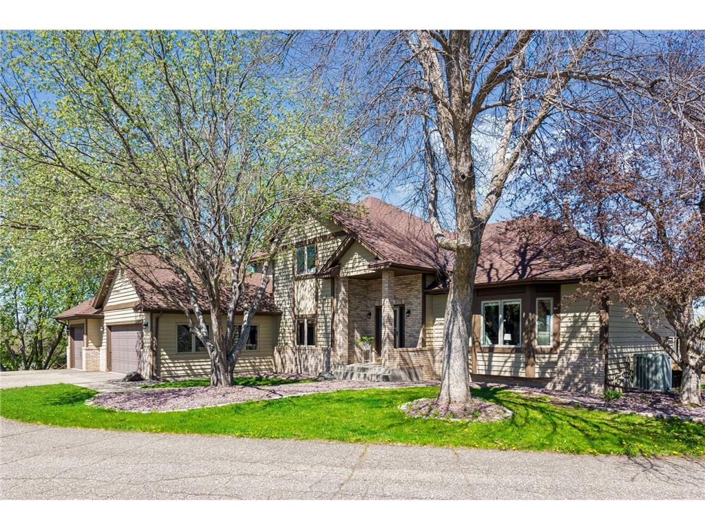 3861 Lone Cedar Lane Chanhassen MN 55318 - Minnewashta 7062446 image1