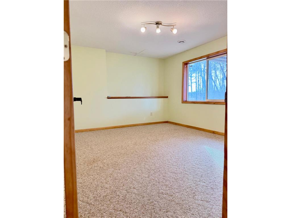 38634 Henna Circle North Branch MN 55056 7048736 image33