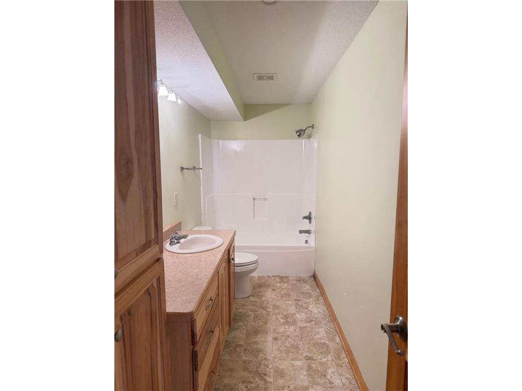 38634 Henna Circle North Branch MN 55056 7048736 image35