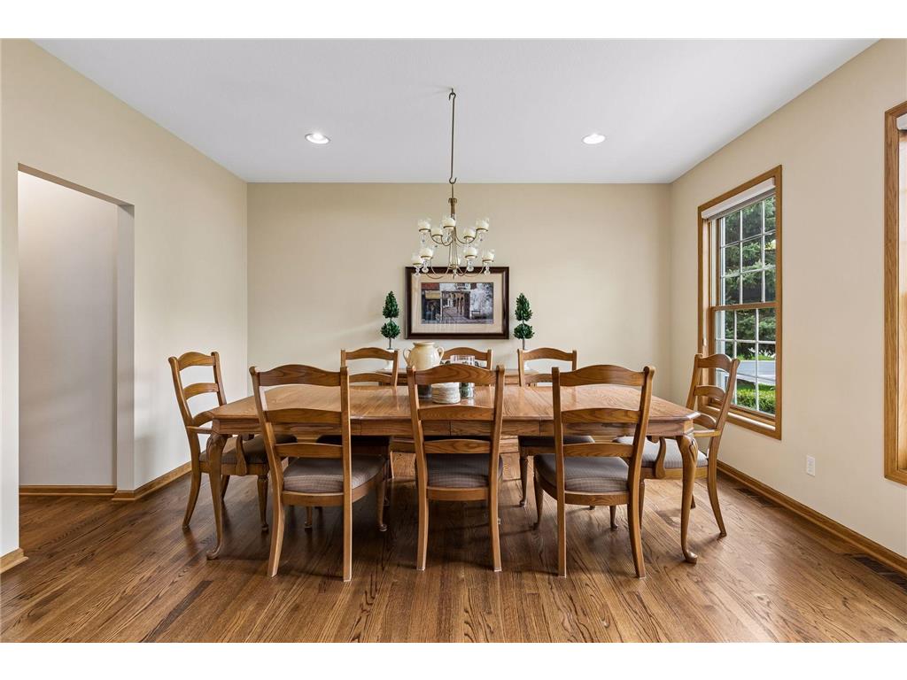 3865 N Ridge Drive Eagan MN 55123 6770627 image16