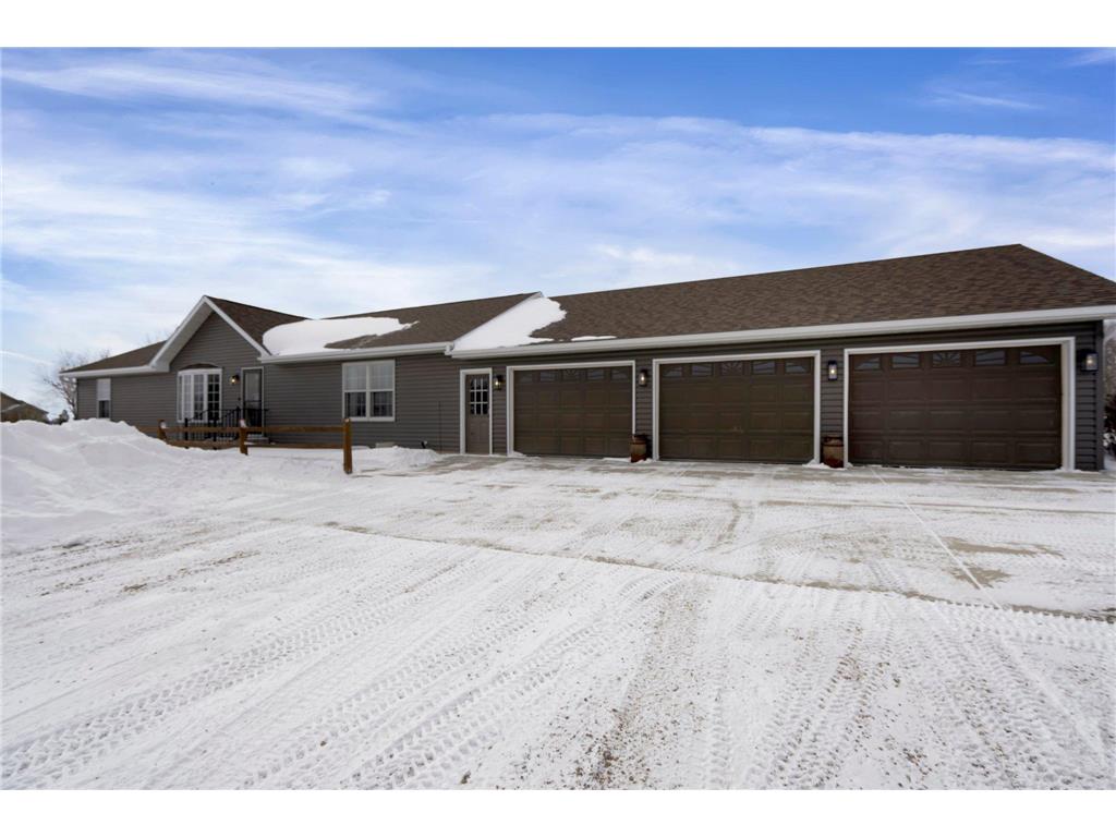 38650 Woodview Circle, Le Center, MN, 56057 MLS 6336174 Edina Realty