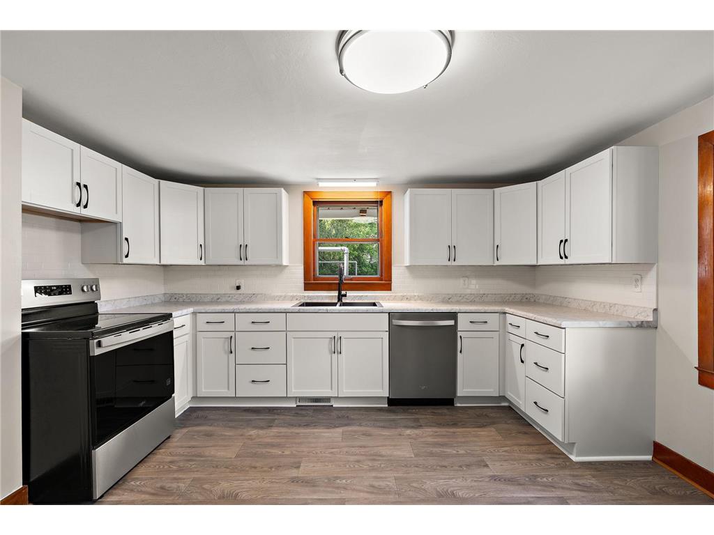 387 2nd Street S Bayport MN 55003 7084479 image4